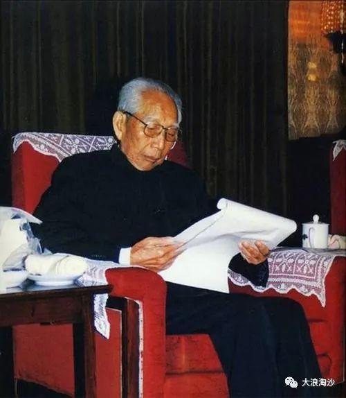 为何中国文化精英多是“精神上的美国人”？