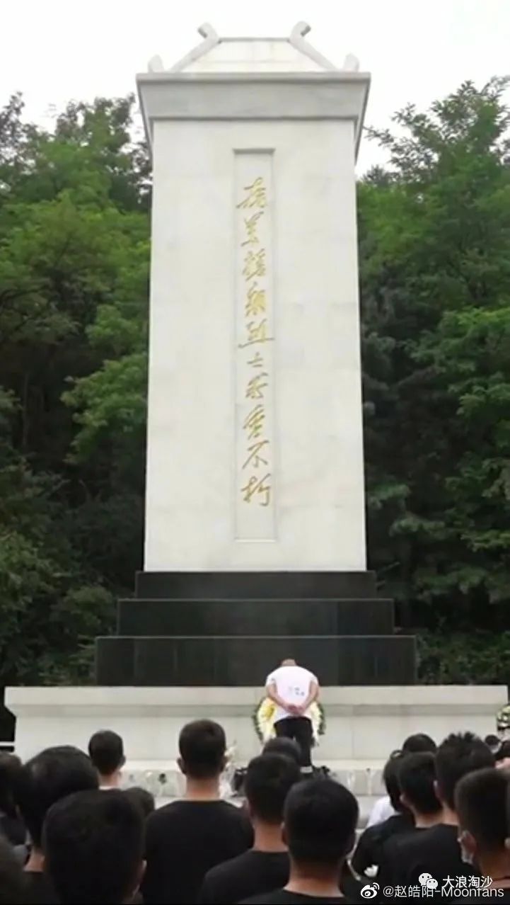 为何中国文化精英多是“精神上的美国人”？